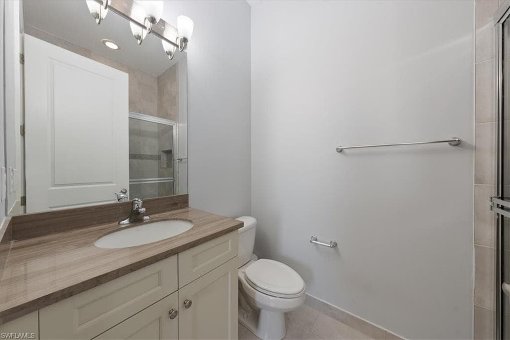 9454 Greenleigh Ct, Naples, FL 34120-28