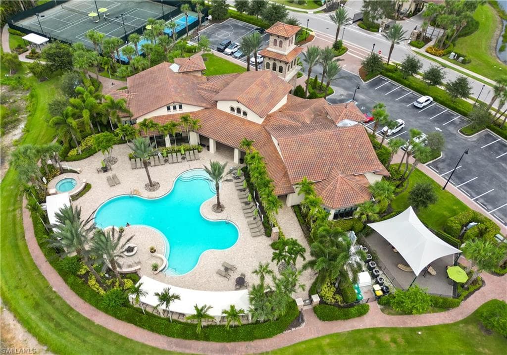 9454 Greenleigh Ct, Naples, FL 34120-43