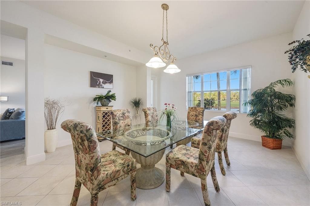 3745 Montreux Ln 102, Naples, FL 34114-10