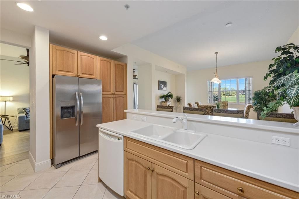 3745 Montreux Ln 102, Naples, FL 34114-7