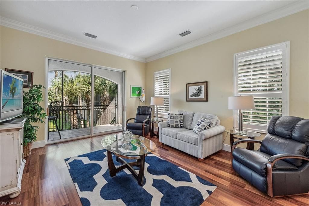 3189 Aviamar Cir 202, Naples, FL 34114-14