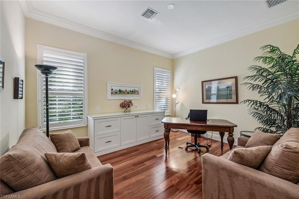 3189 Aviamar Cir 202, Naples, FL 34114-22