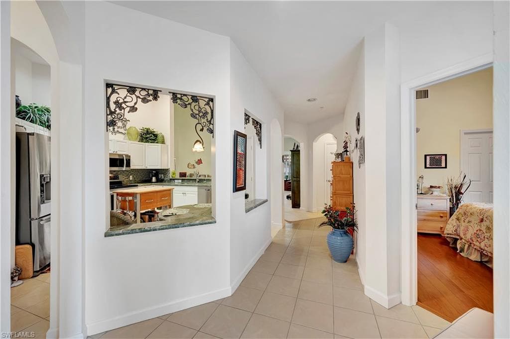 3055 Horizon Ln 1706, Naples, FL 34109-4