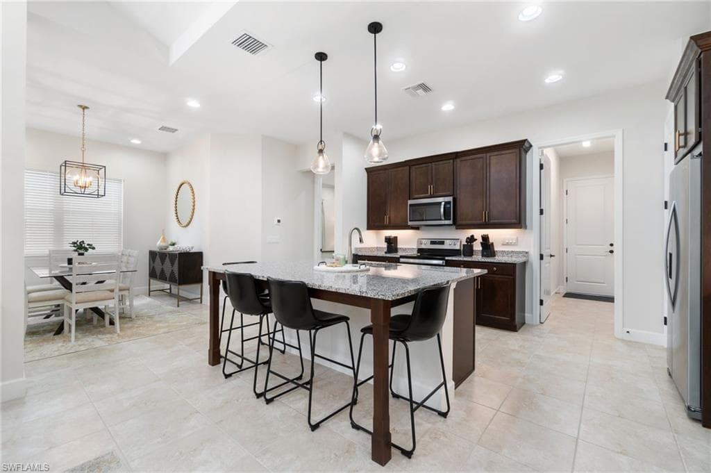 7306 Saona Ct, Naples, FL 34113-16