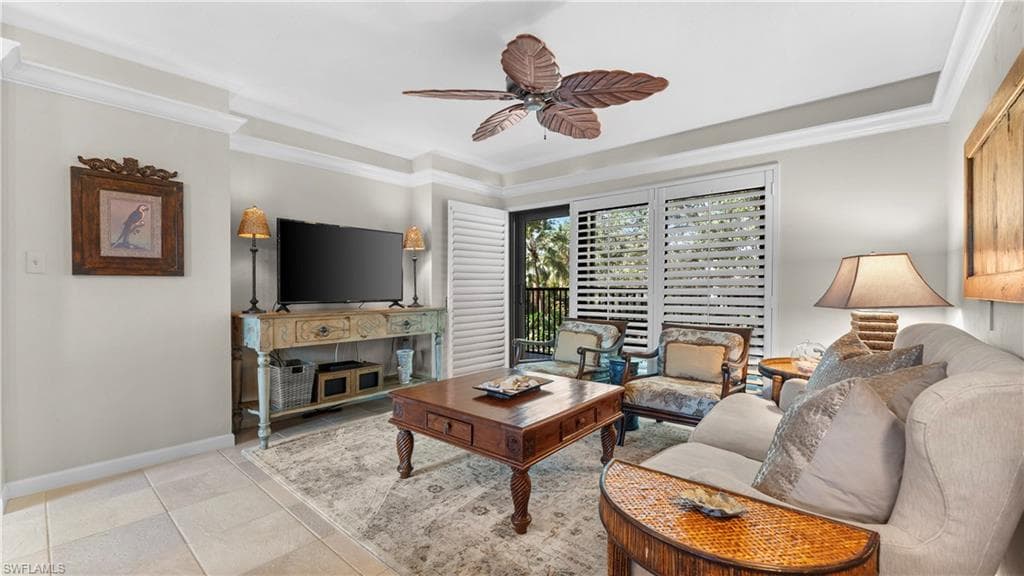 600 Neapolitan Way 231, Naples, FL 34103-8