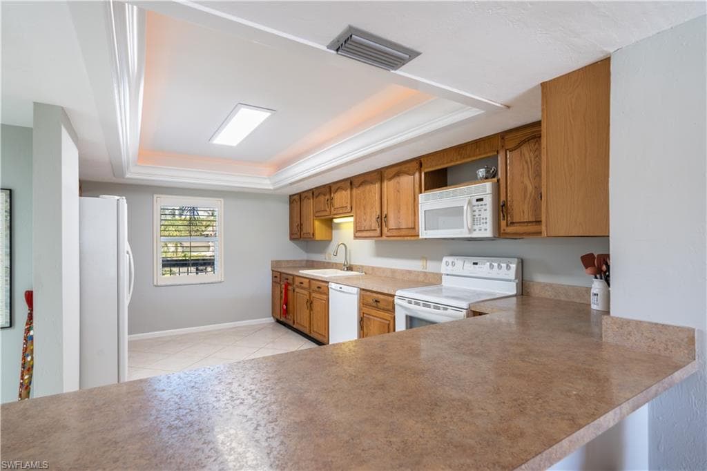 1520 Imperial Golf Course Blvd 225, Naples, FL 34110-10
