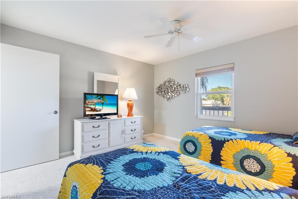 1520 Imperial Golf Course Blvd 225, Naples, FL 34110-16