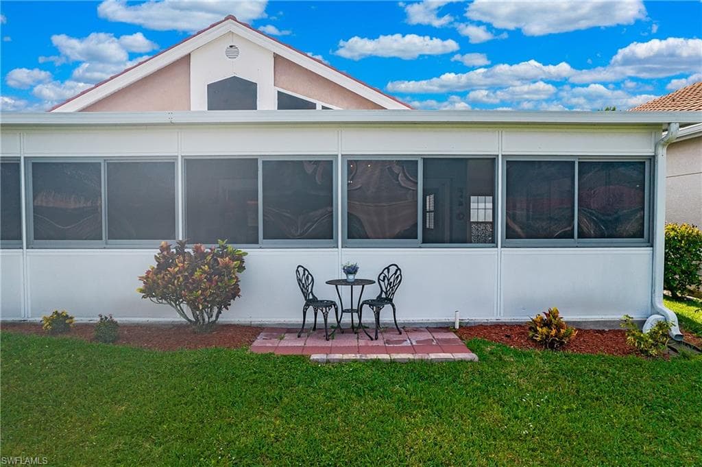 159 Lady Palm Dr, Naples, FL 34104-48