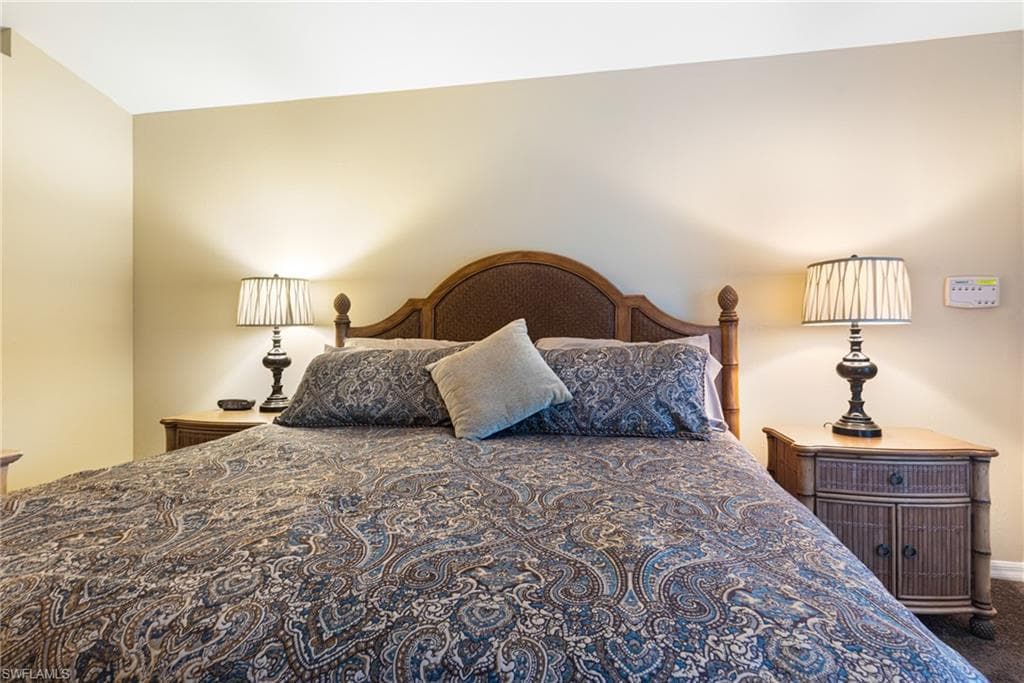 8476 Indian Wells Way, Naples, FL 34113-3003-18