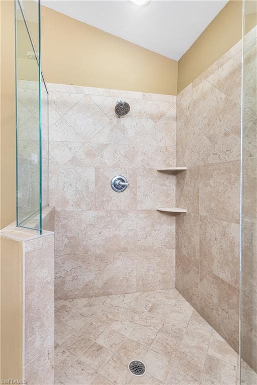 8476 Indian Wells Way, Naples, FL 34113-3003-23