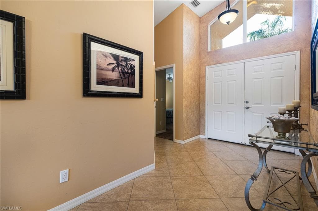 8476 Indian Wells Way, Naples, FL 34113-3003-4