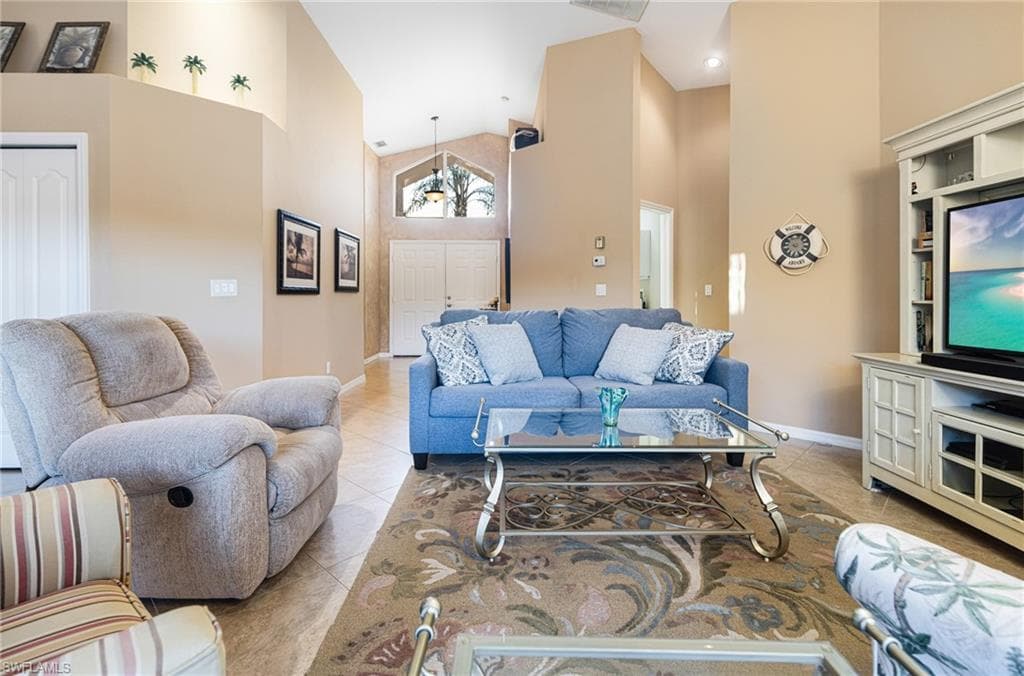 8476 Indian Wells Way, Naples, FL 34113-3003-8