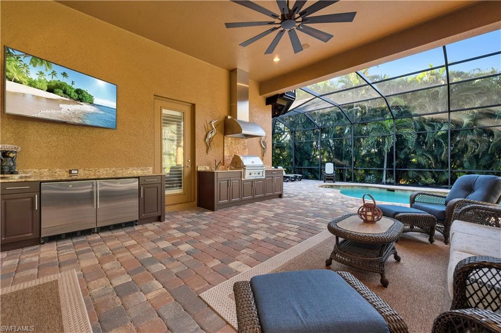 7399 Acorn Way, Naples, FL 34119-20