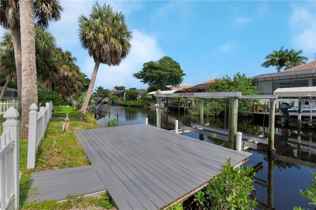 5666 Park Rd, Fort Myers, FL 33908-19
