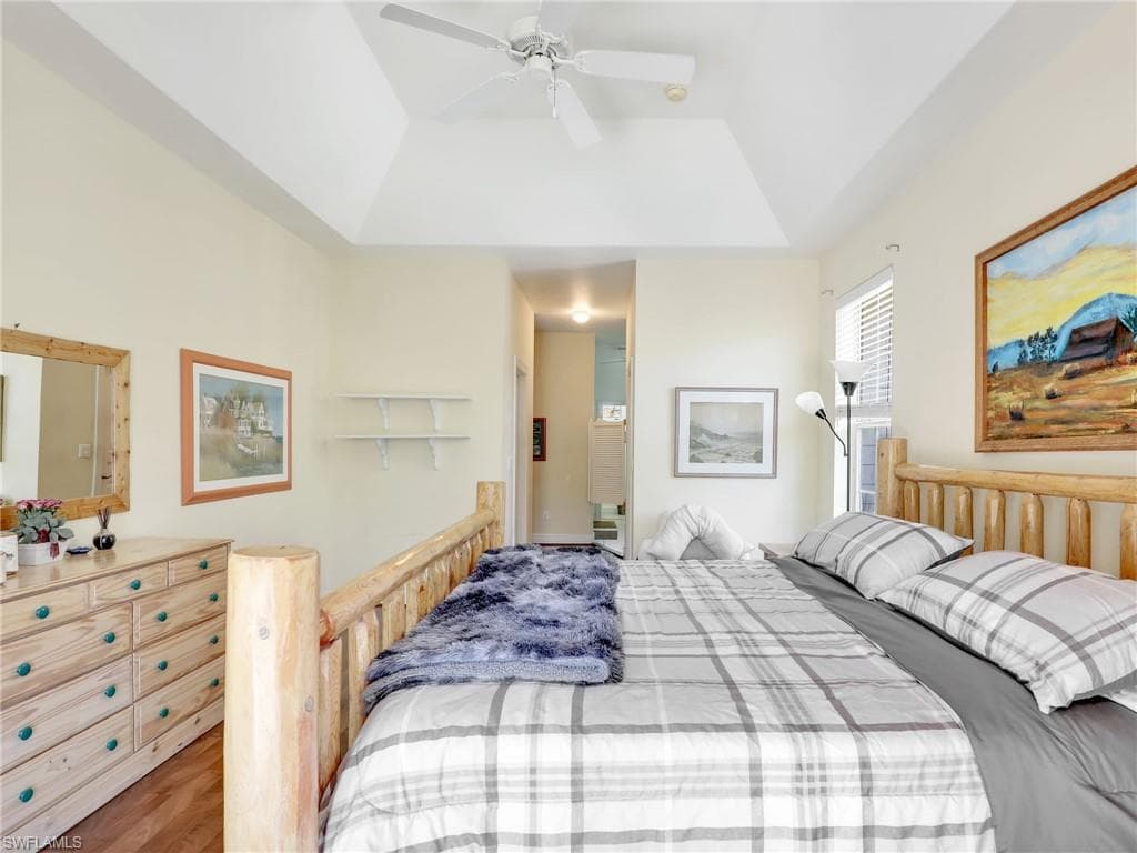1945 Sheffield Ave, Marco Island, FL 34145-21