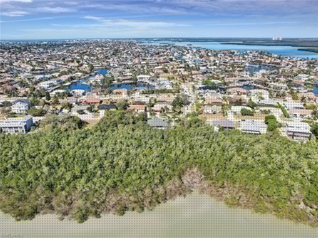 1945 Sheffield Ave, Marco Island, FL 34145-39