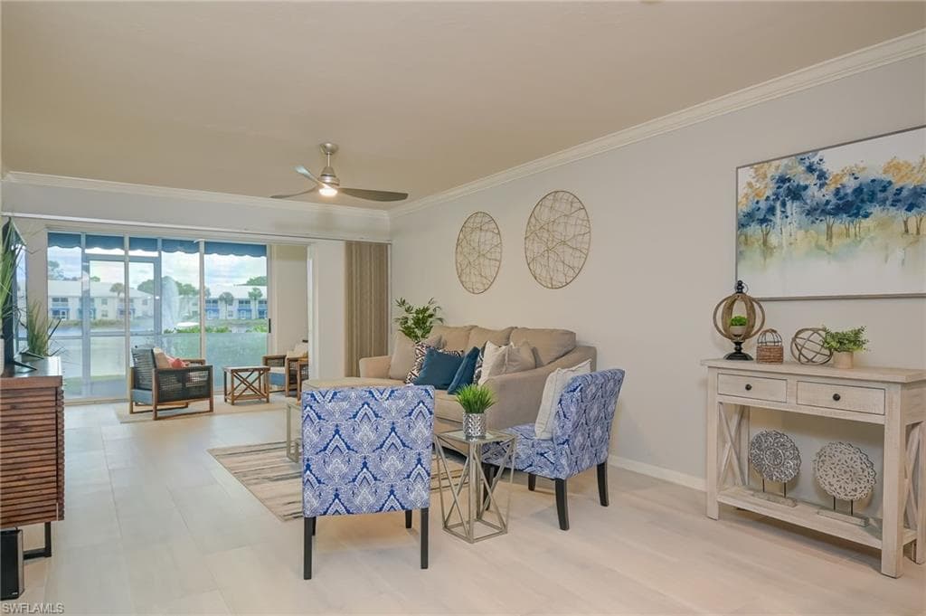 816 Gulf Pavilion Dr 102, Naples, FL 34108-4