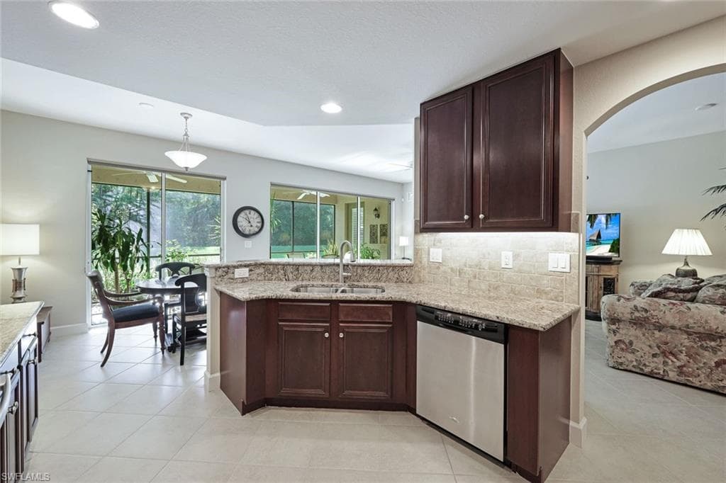 9516 Ironstone Ter 4-101, Naples, FL 34120-11