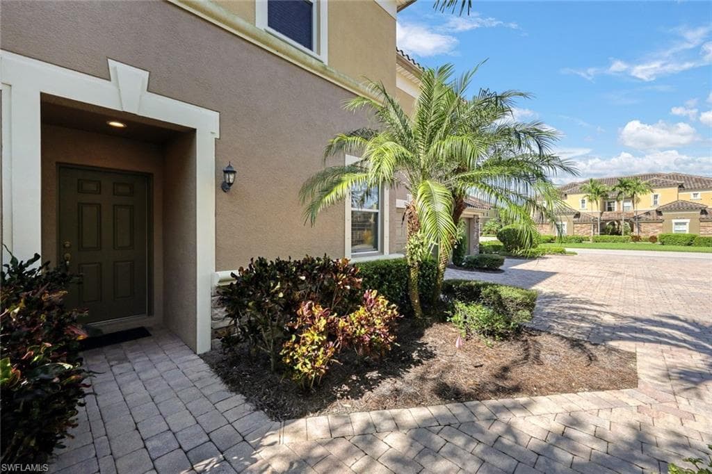 9516 Ironstone Ter 4-101, Naples, FL 34120-5