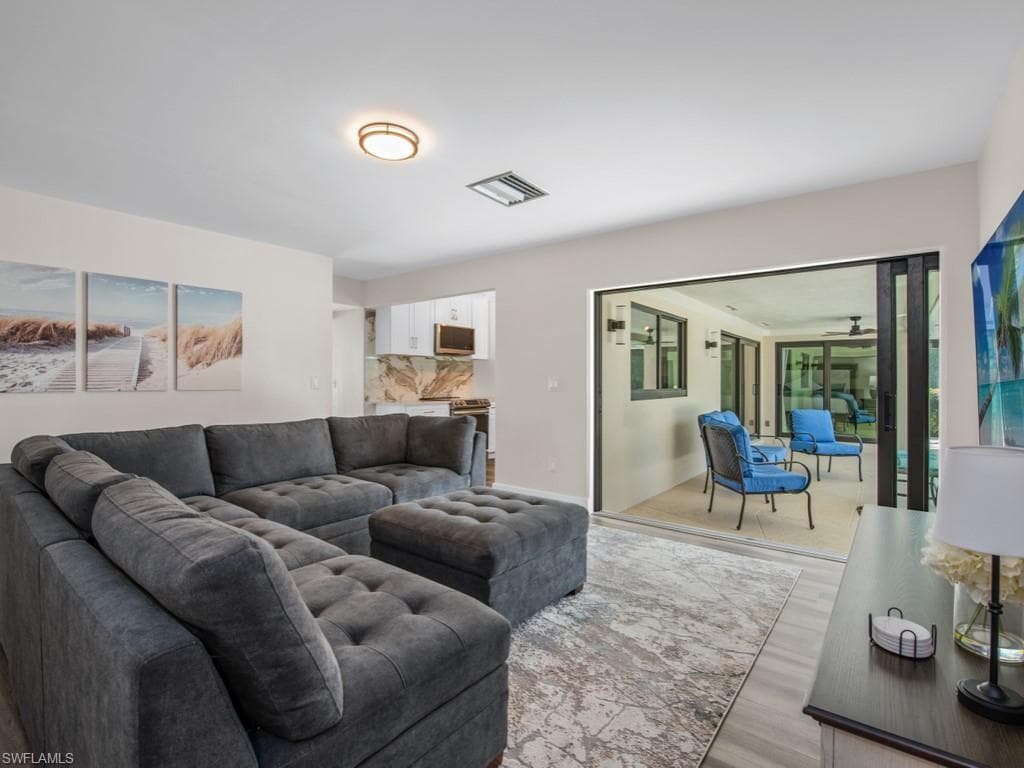 264 Shadowridge Ct, Marco Island, FL 34145-12