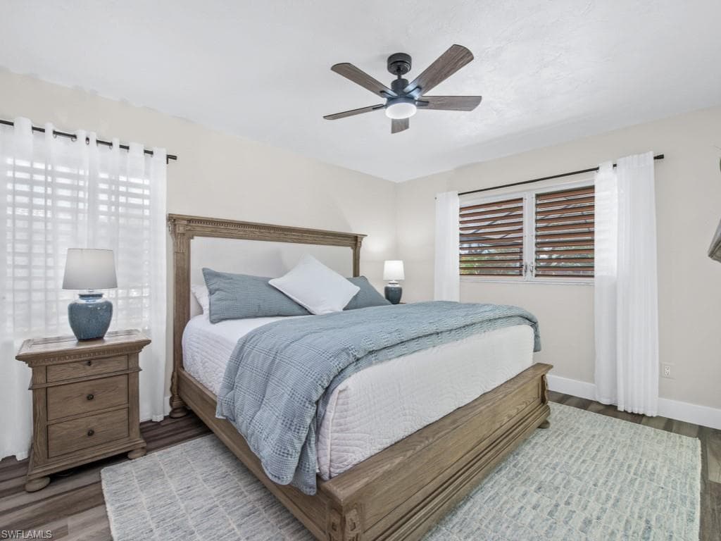 264 Shadowridge Ct, Marco Island, FL 34145-16