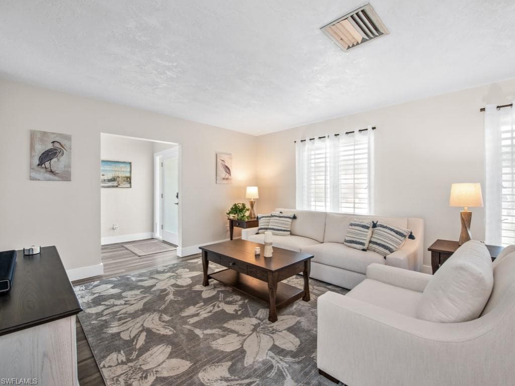 264 Shadowridge Ct, Marco Island, FL 34145-3