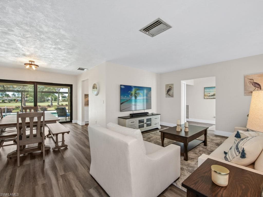 264 Shadowridge Ct, Marco Island, FL 34145-4