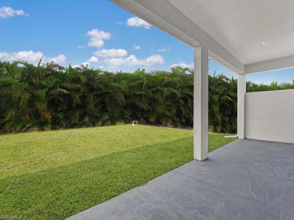 6006 Stratton Rd, Fort Myers, FL 33905-4
