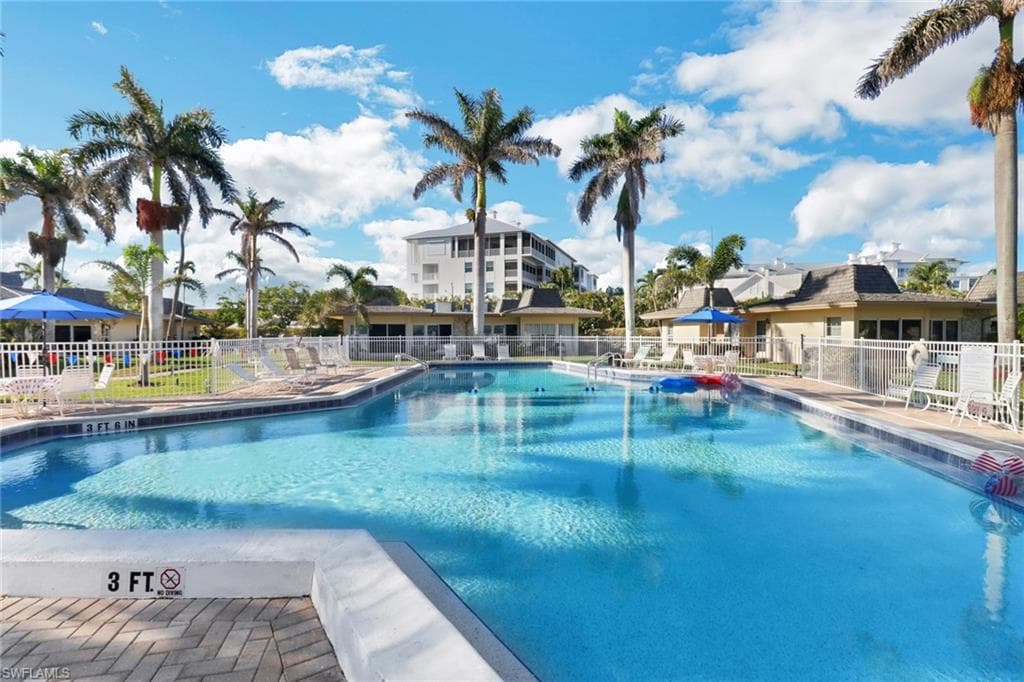1215 Edington Pl E5, Marco Island, FL 34145-25