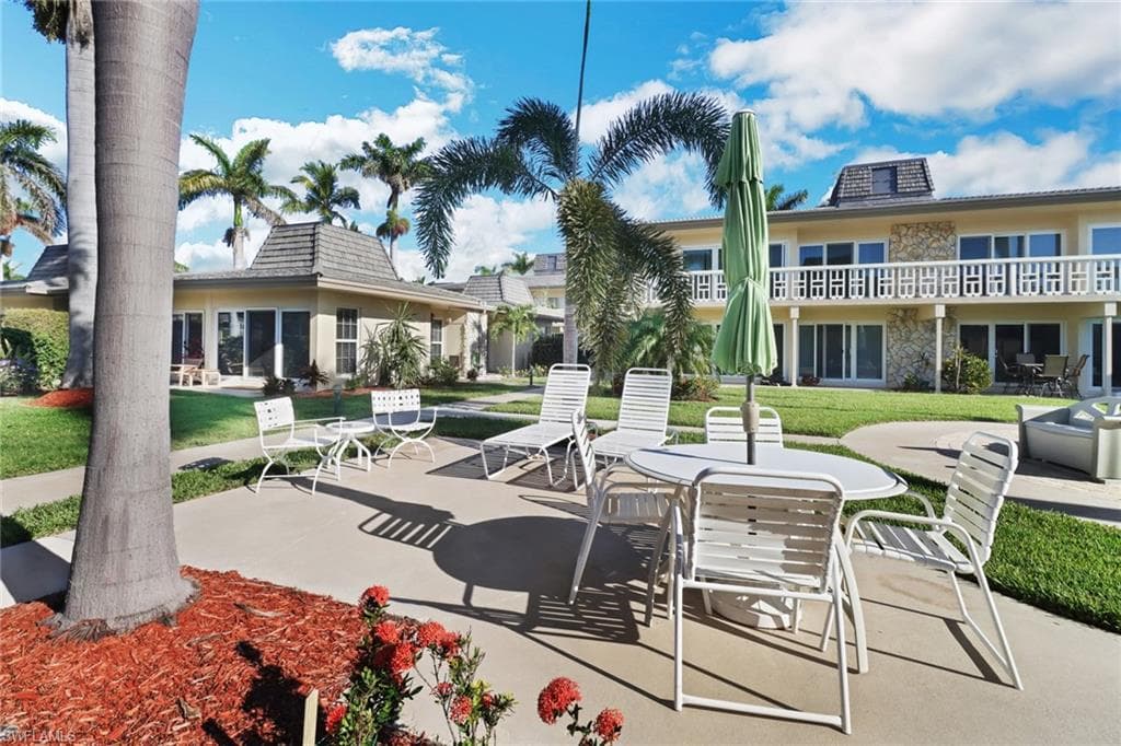 1215 Edington Pl E5, Marco Island, FL 34145-26