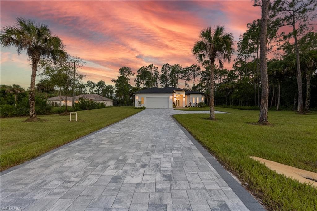 3762 32nd Ave SE, Naples, FL 34117-35