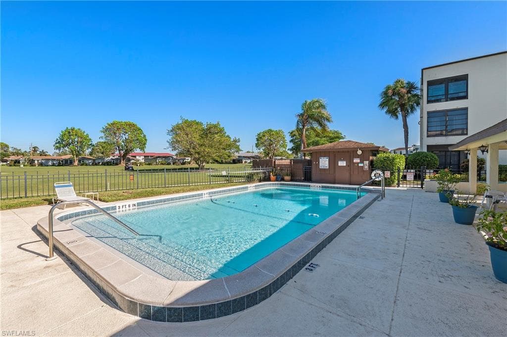 3635 Boca Ciega Dr 208, Naples, FL 34112-17