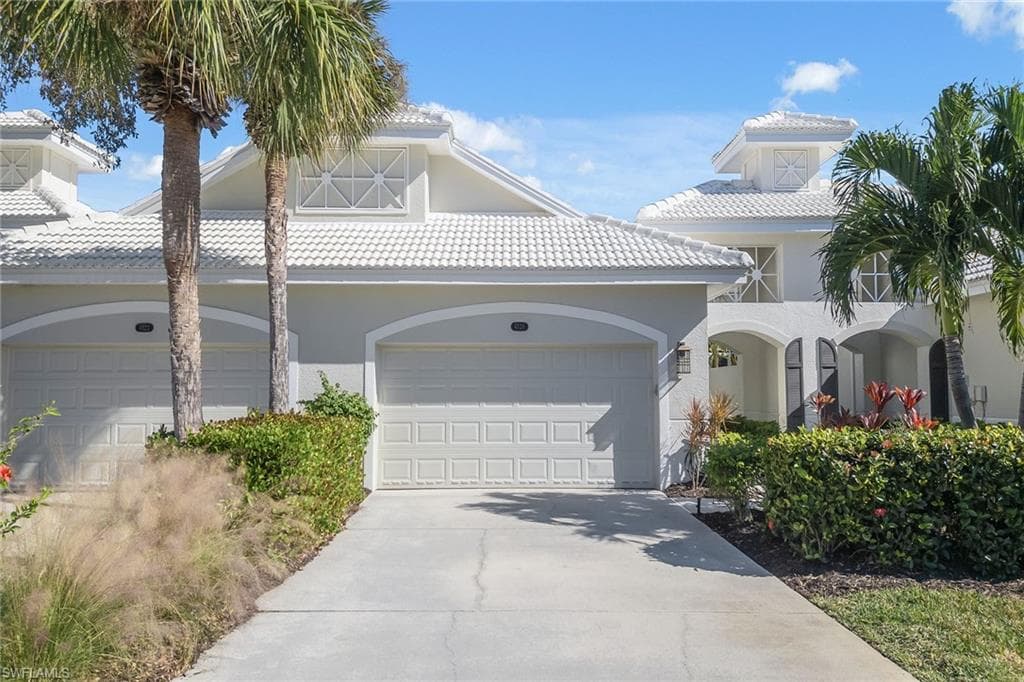 4526 Cardinal Cove Ln, Naples, FL 34114-34