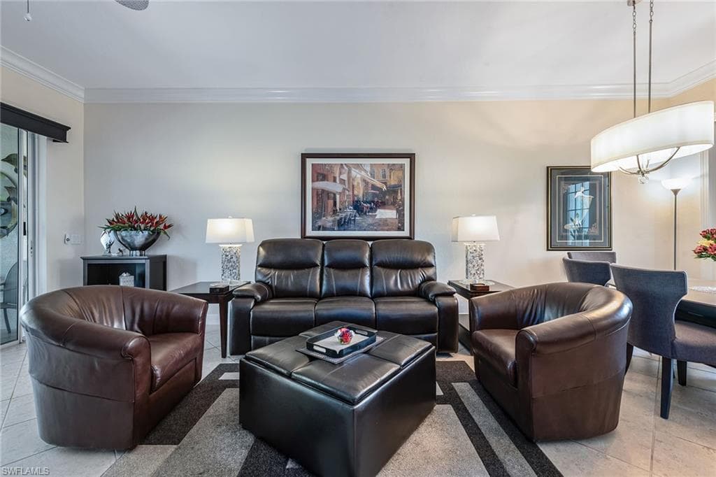 4526 Cardinal Cove Ln, Naples, FL 34114-5