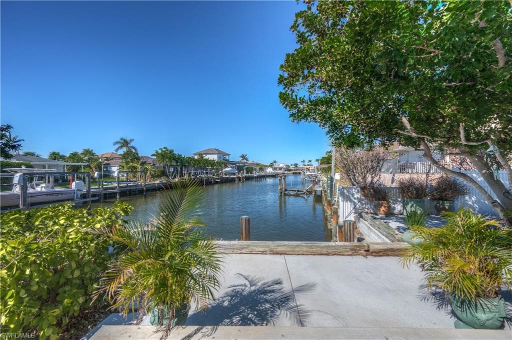 1658 Windmill Ave 1658, Marco Island, FL 34145-8