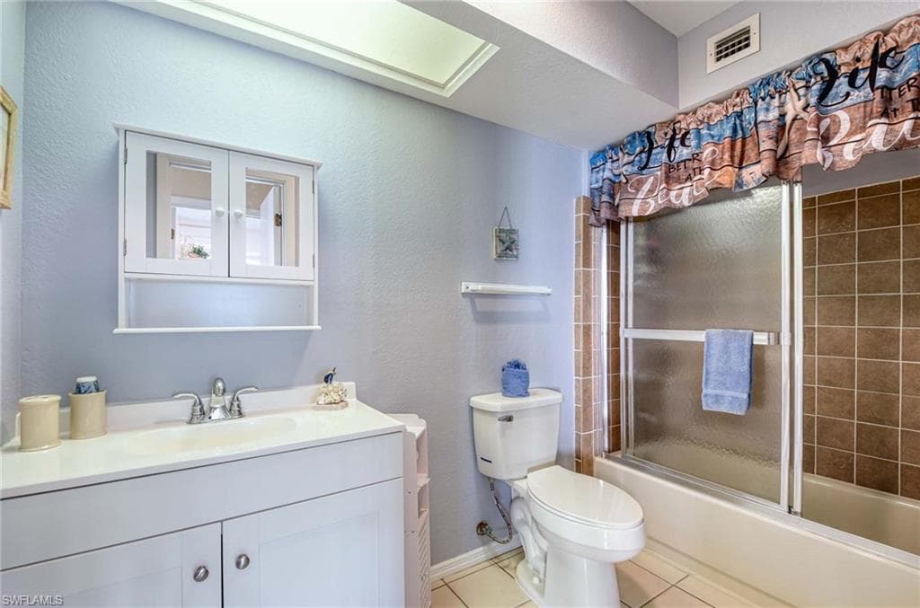 550 Shalimar St, Marco Island, FL 34145-26