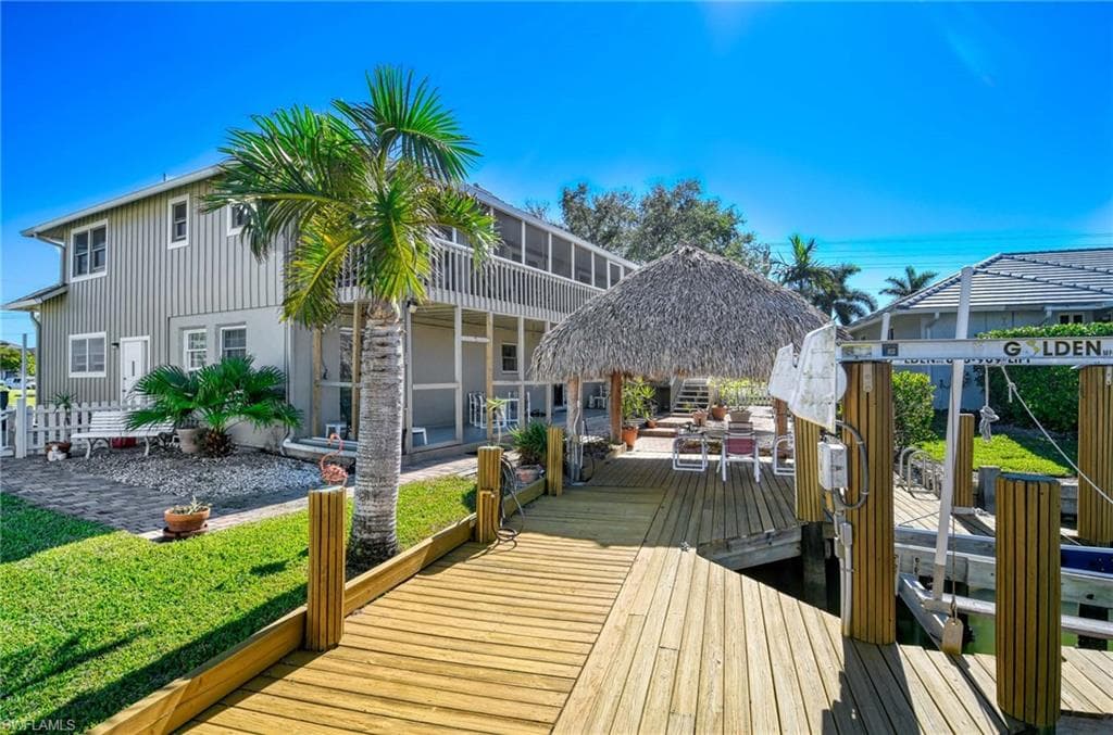 550 Shalimar St, Marco Island, FL 34145-33