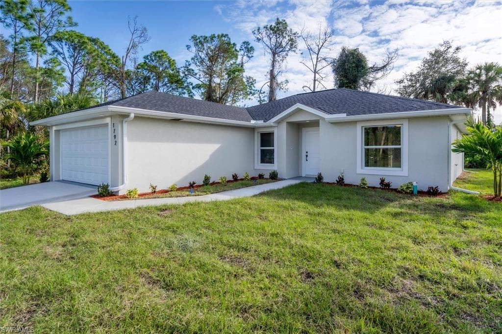 2704 46th St SW, Lehigh Acres, FL 33976-3
