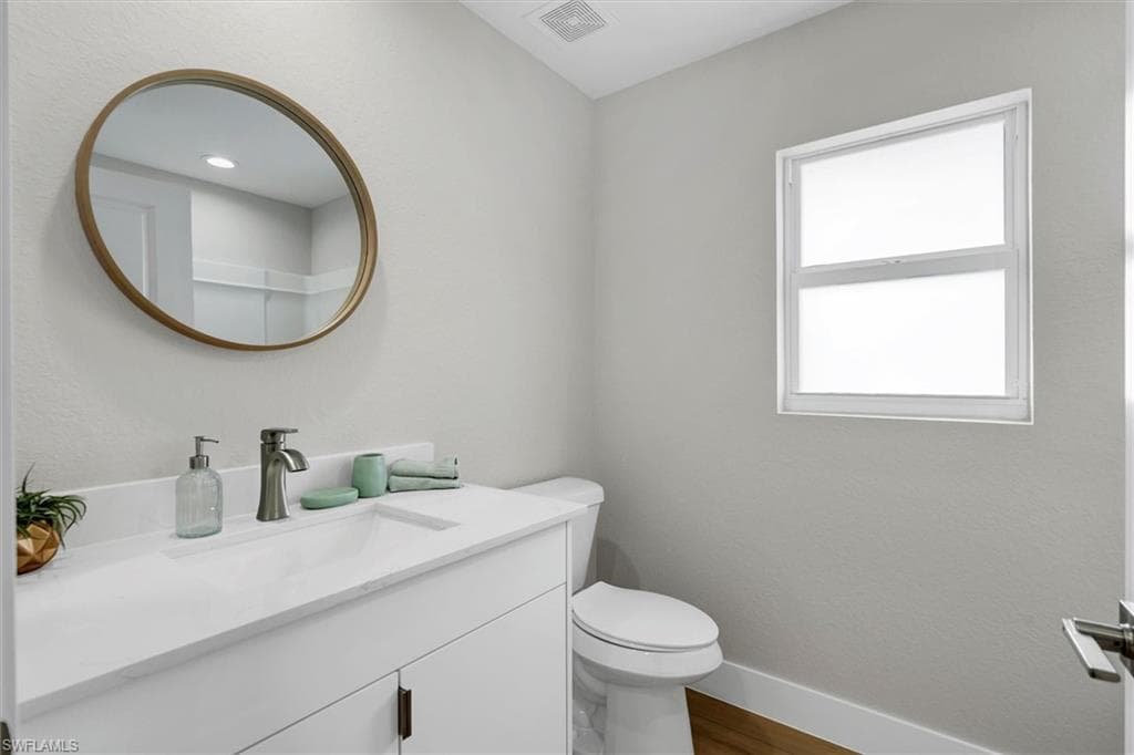 2702 46th St SW, Lehigh Acres, FL 33976-23