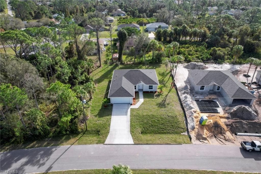 2702 46th St SW, Lehigh Acres, FL 33976-26