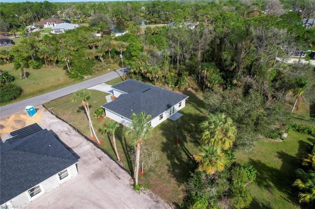 2702 46th St SW, Lehigh Acres, FL 33976-32