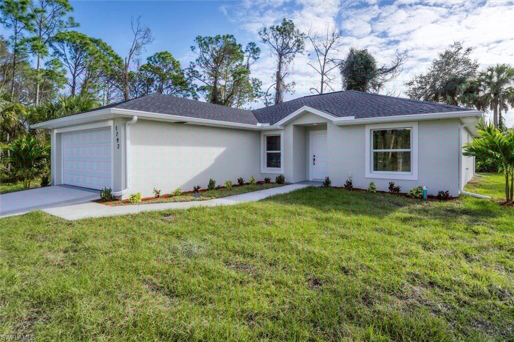 2702 46th St SW, Lehigh Acres, FL 33976-3