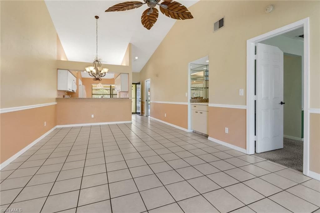 10772 Regent Cir 302, Naples, FL 34109-13
