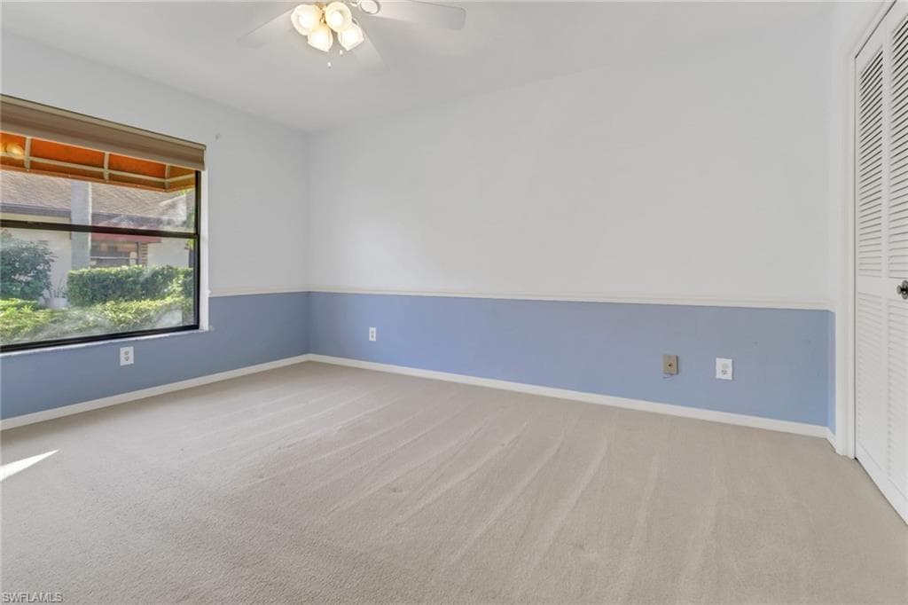 10772 Regent Cir 302, Naples, FL 34109-19