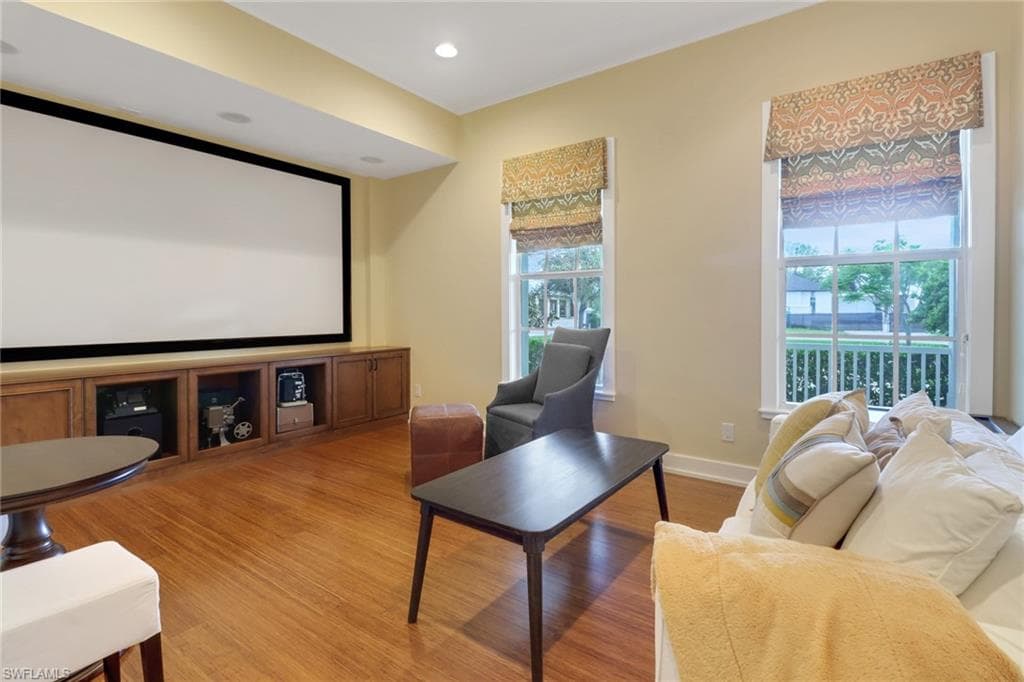 65 Mahogany Dr, Naples, FL 34108-9