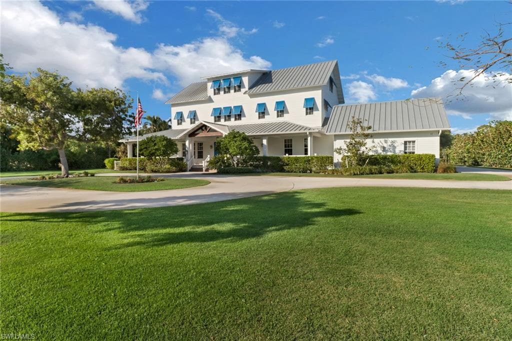 65 Mahogany Dr, Naples, FL 34108-1