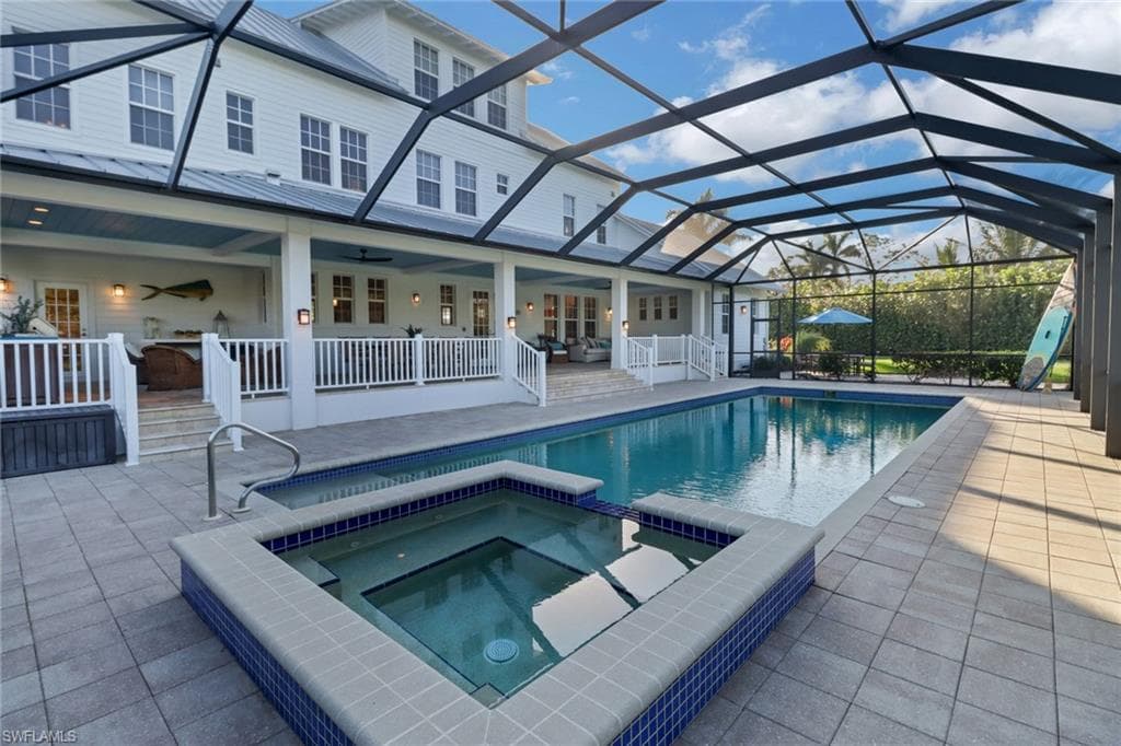 65 Mahogany Dr, Naples, FL 34108-31