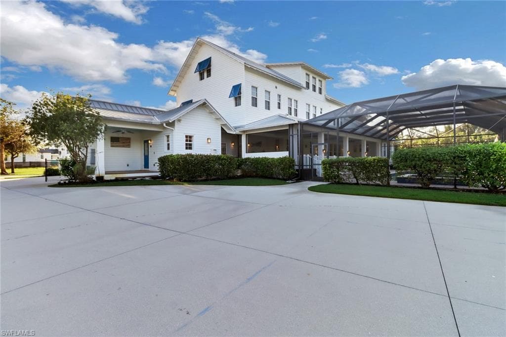 65 Mahogany Dr, Naples, FL 34108-35