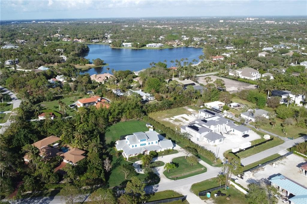 65 Mahogany Dr, Naples, FL 34108-38