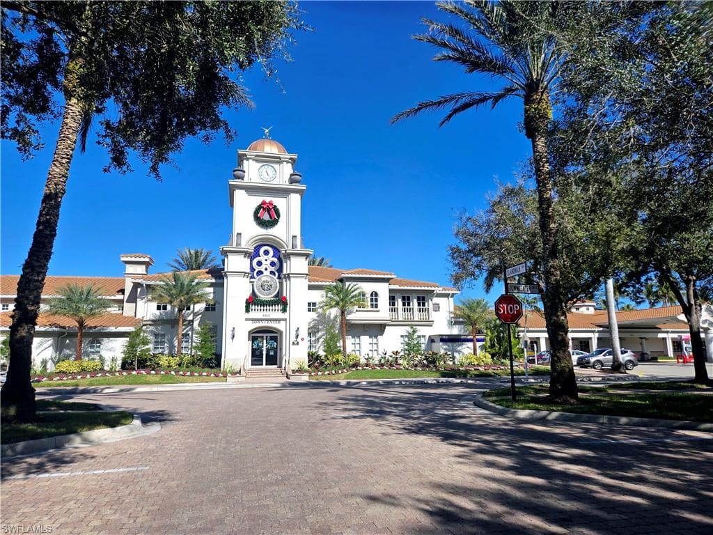 4824 Lasqueti Way, Naples, FL 34119-26